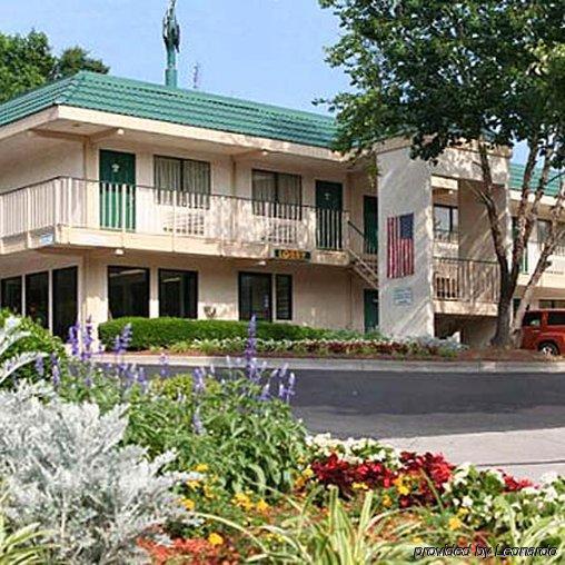 Masters Inn Atlanta - Doraville At I-85 & 285 Exterior foto